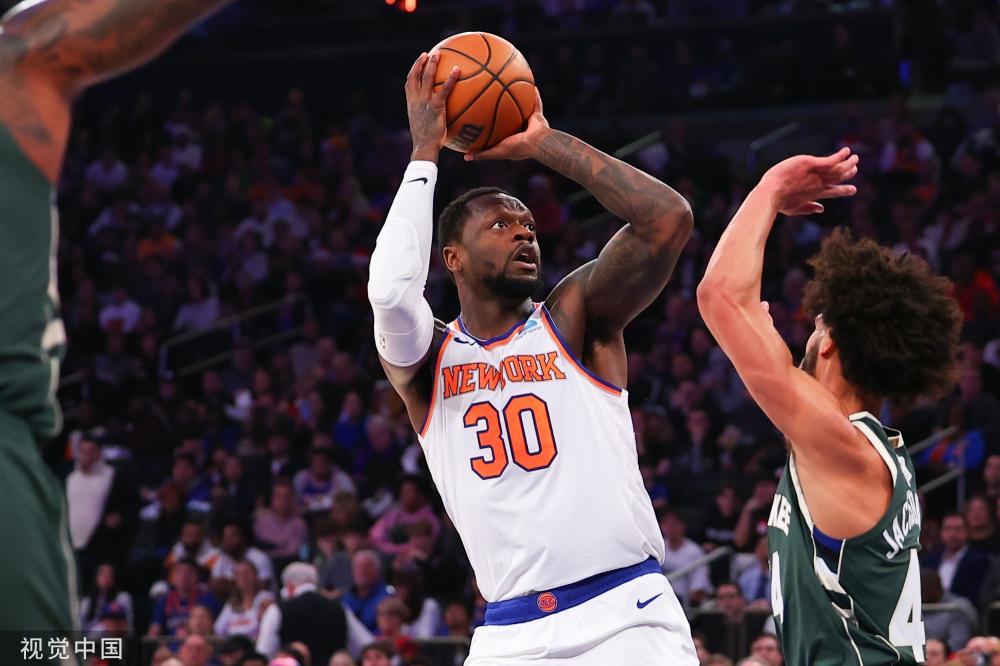 场上波涛汹 场上波涛汹